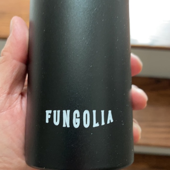 Fungolia black 27oz stainless steel water bottle - Picture 3 of 5